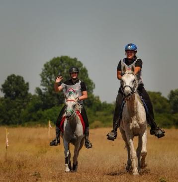 Távlovagló bajnok lett kolléganőnk! Távlovagló bajnok lett kolléganőnk!