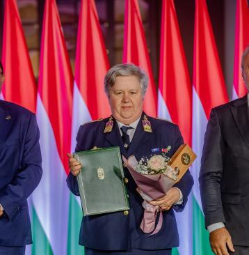 Agrárminiszteri jutalomban részesültek a védekezésben részt vevő munkatársaink