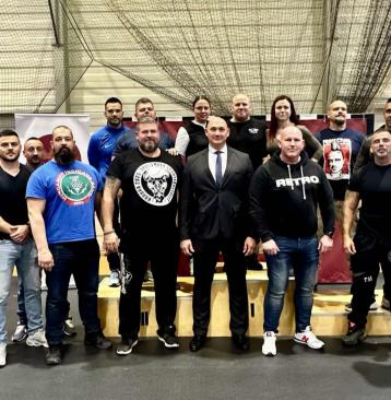 Bm Fekvenyomó Bajnokság KMO csapat