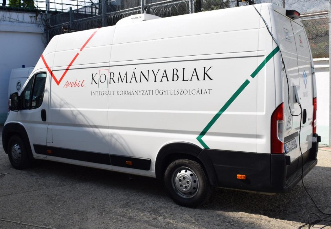 A szabadulás előtt állóknak segített a kormányablakbusz