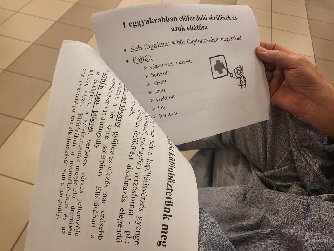 A tanfolyam elméleti és gyakorlati vizsgával zárul januárban