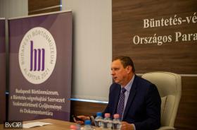 Pavlics Tamás bv. főhadnagy, a sátoraljaújhelyi Magyar Büntetés-végrehajtás Múzeumi Kiállítóhelyének főelőadója