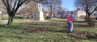 Parkrendezés, Tököl Hősök tere