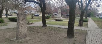 Parkrendezés, Tököl Hősök tere