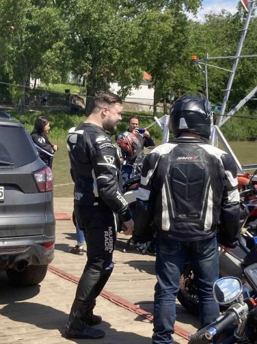 Motoros túrán a debreceni börtönőrök: összetartás a két keréken Tokajig!