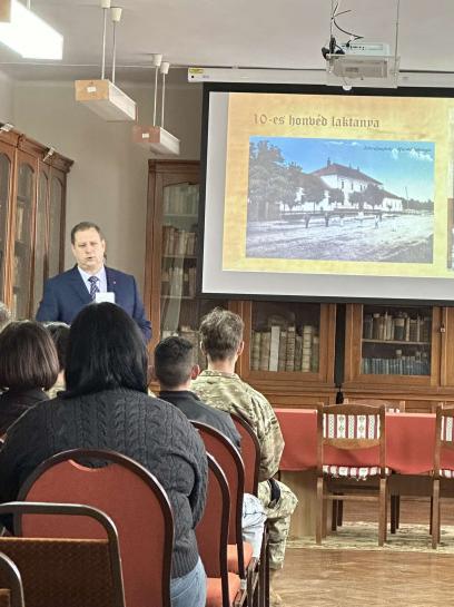 fotó: Kossuth Lajos Gimnázium - rendhagyó történelemóra