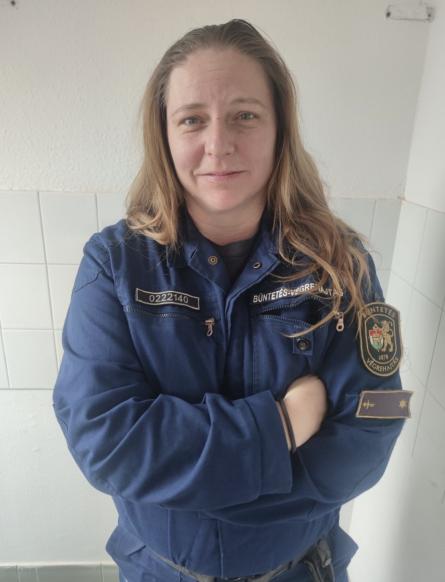 Lukács Anett, a pécsi reintegrációs tiszt - Forrás: Lukács Anett bv. hadnagy, BVBVI
