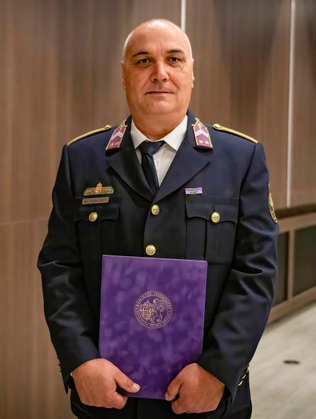 Imre András bv. törzszászlós, a NOSTRA Vegyesipari Kereskedelmi és Szolgáltató Kft. kiemelt művezetője