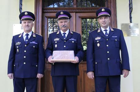 Harminckét év után búcsú az intézettől 