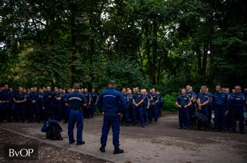 Több száz kollégánk éjt nappallá téve dolgozik a Margit-sziget védelmében