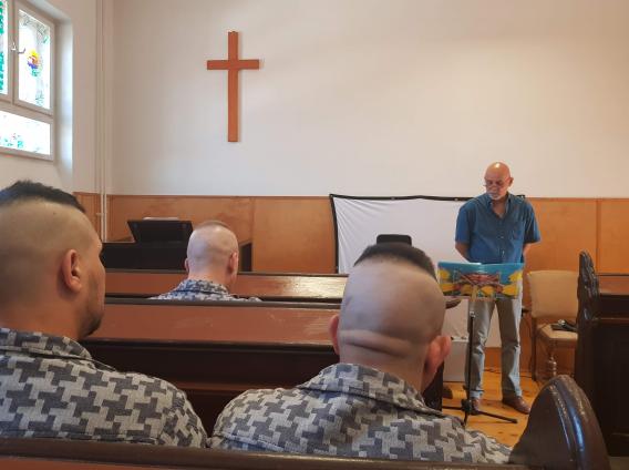 Pünkösdi istentisztelet a Hajdú-Bihar Vármegyei Bv. Intézetben
