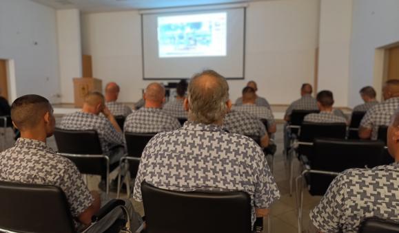 Imádsággal, énektanulással telt a nap