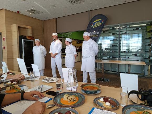 Döntőben a „Vácziak” Döntőben a „Vácziak”