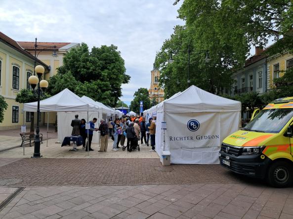 fotó: SFB - Ricter Egészségváros Sátoraljaújhely főterén