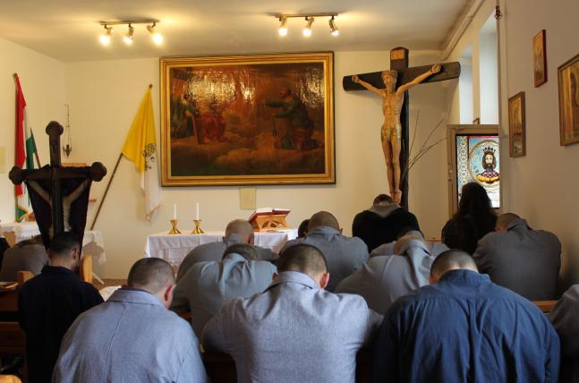 Húsvéti egyházi foglalkozások a Szegedi Fegyház és Börtönben