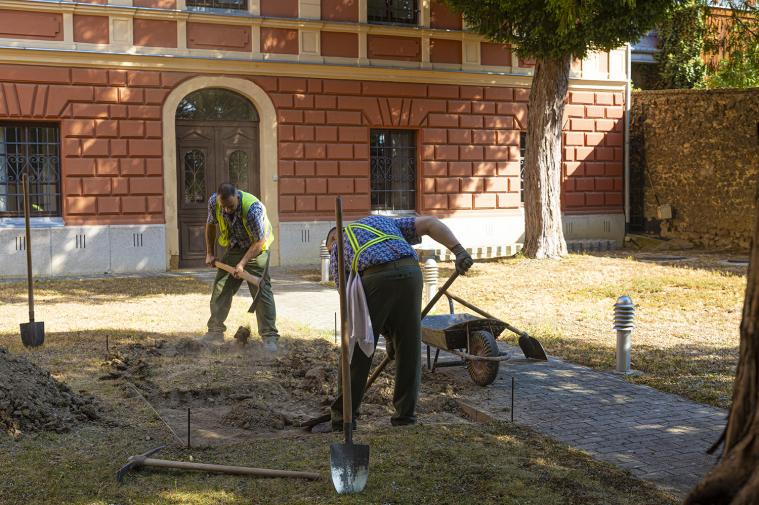Kerékpár és roller tárolót építettek a pécsi fogvatartottak