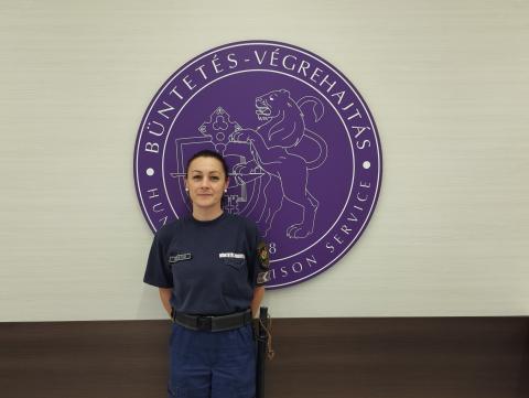 Emberségből jeles –  Idős emberen segített a BvEK kollégája