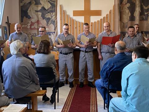 A költészet napját ünnepeltük a börtön falain belül