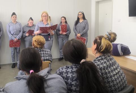 Versekkel ünnepelték a magyar kultúra napját a női fogvatartottak Veszprémben Versekkel ünnepelték a magyar kultúra napját a női fogvatartottak Veszprémben